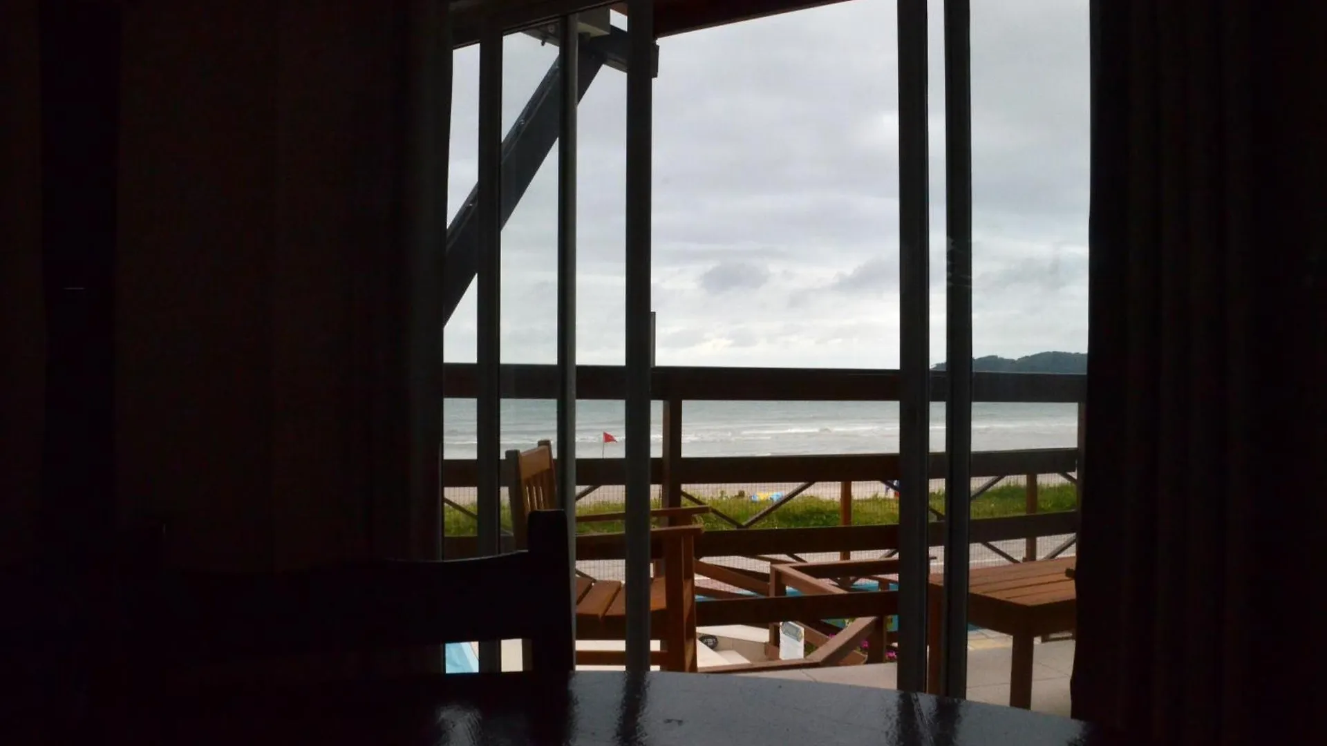 Residencial Vila Do Sol, Apartamentos Com Pe Na Areia 0*, Bombinhas