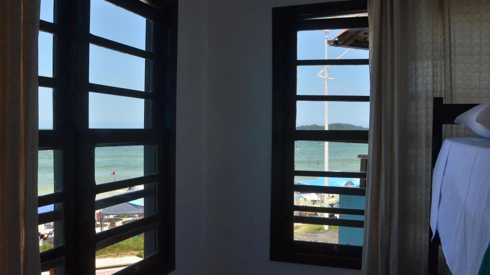 Residencial Vila Do Sol, Apartamentos Com Pe Na Areia Apartment Bombinhas
