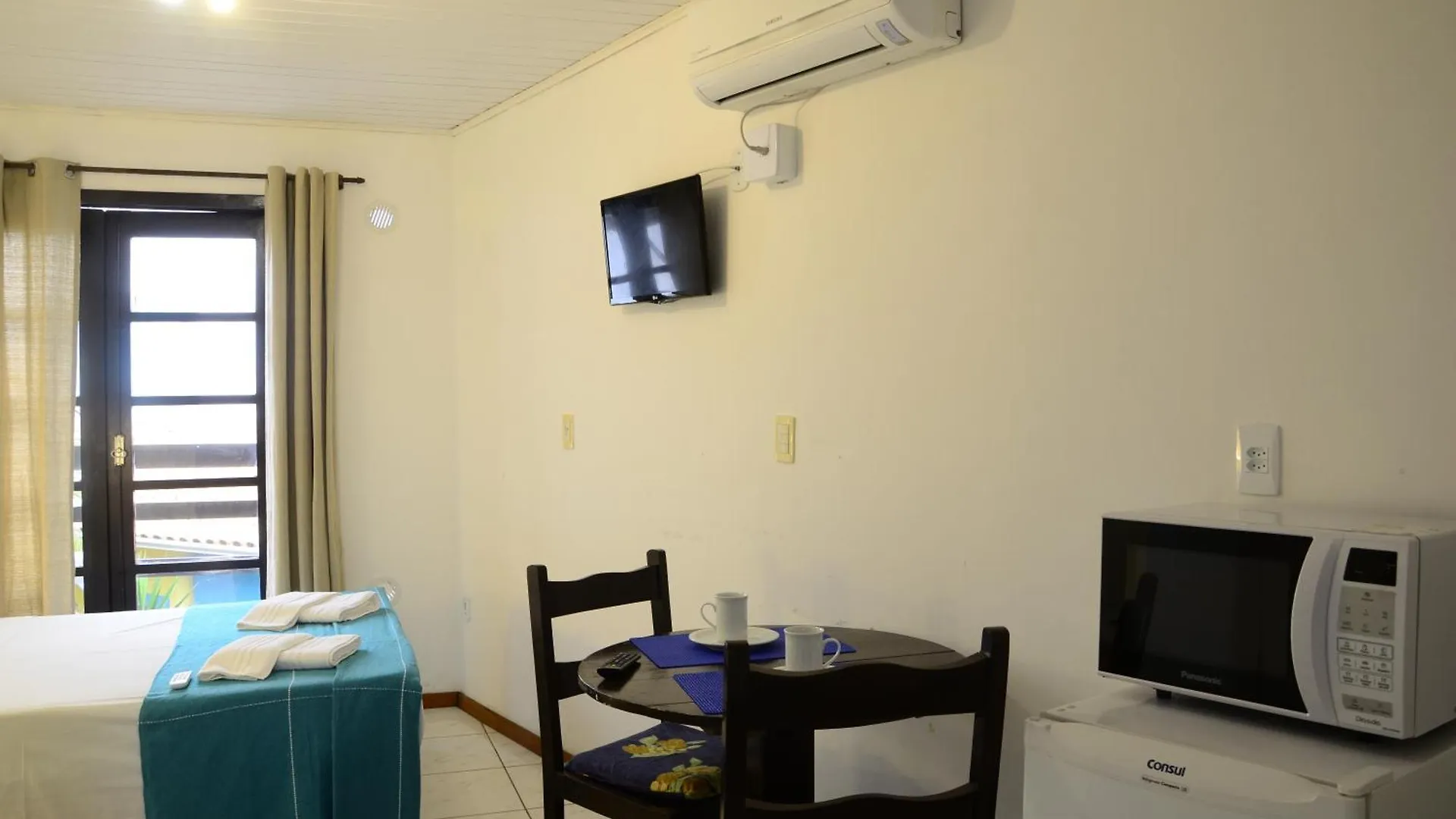 Residencial Vila Do Sol, Apartamentos Com Pe Na Areia