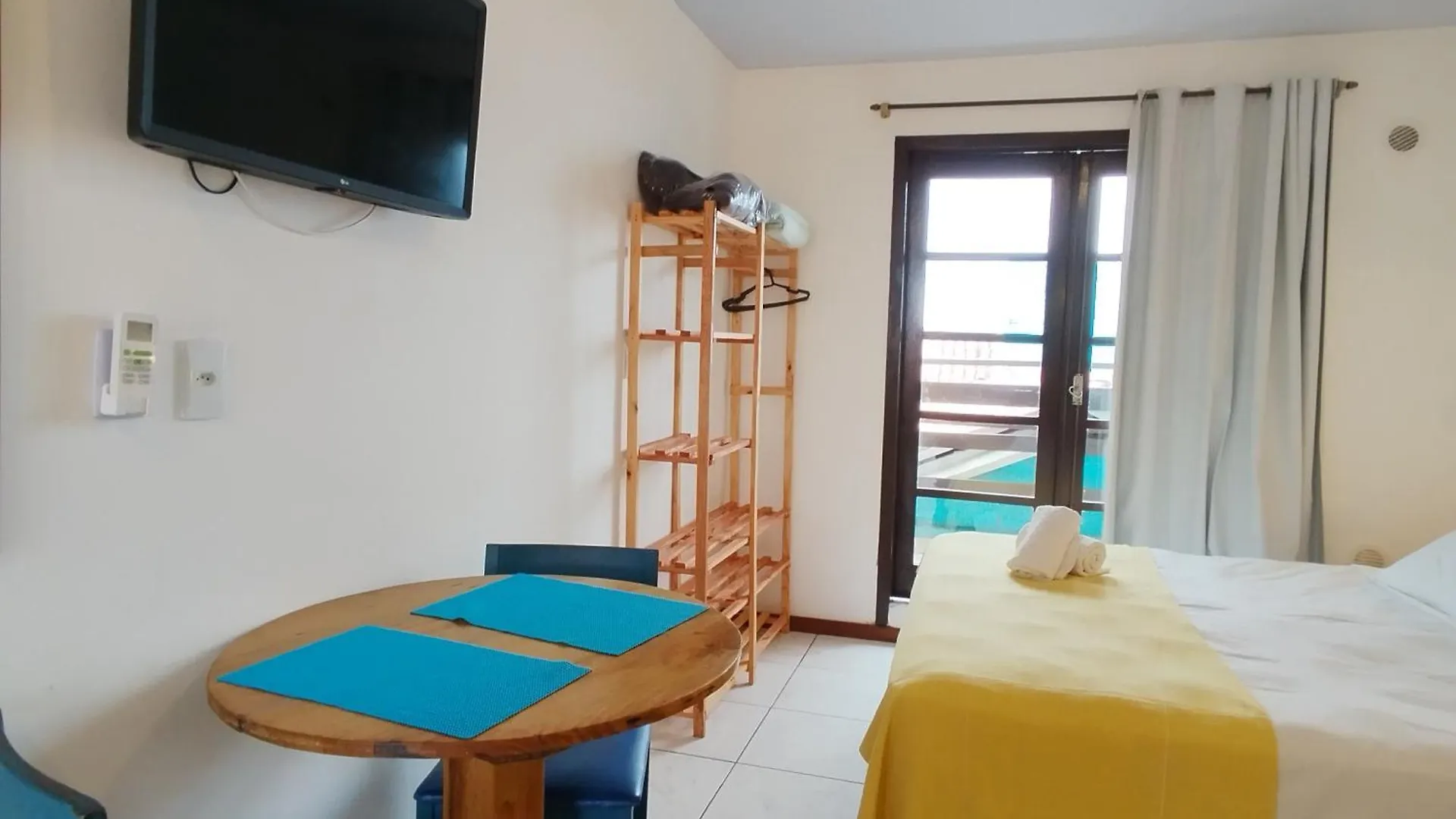 Residencial Vila Do Sol, Apartamentos Com Pe Na Areia 0*, Bombinhas Brazil