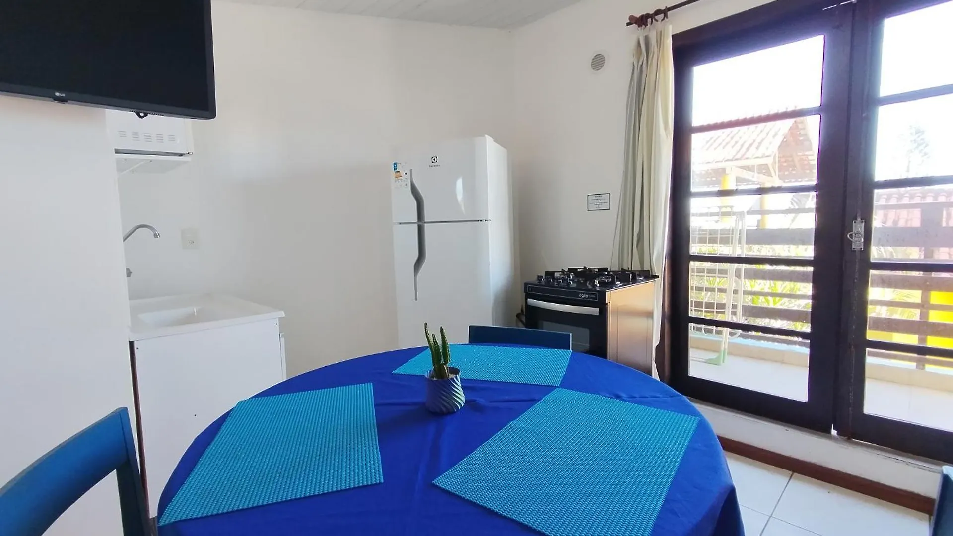 Residencial Vila Do Sol, Apartamentos Com Pe Na Areia Bombinhas