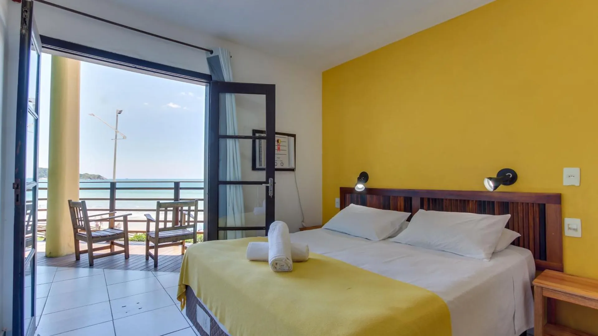 Apartment Residencial Vila Do Sol, Apartamentos Com Pe Na Areia