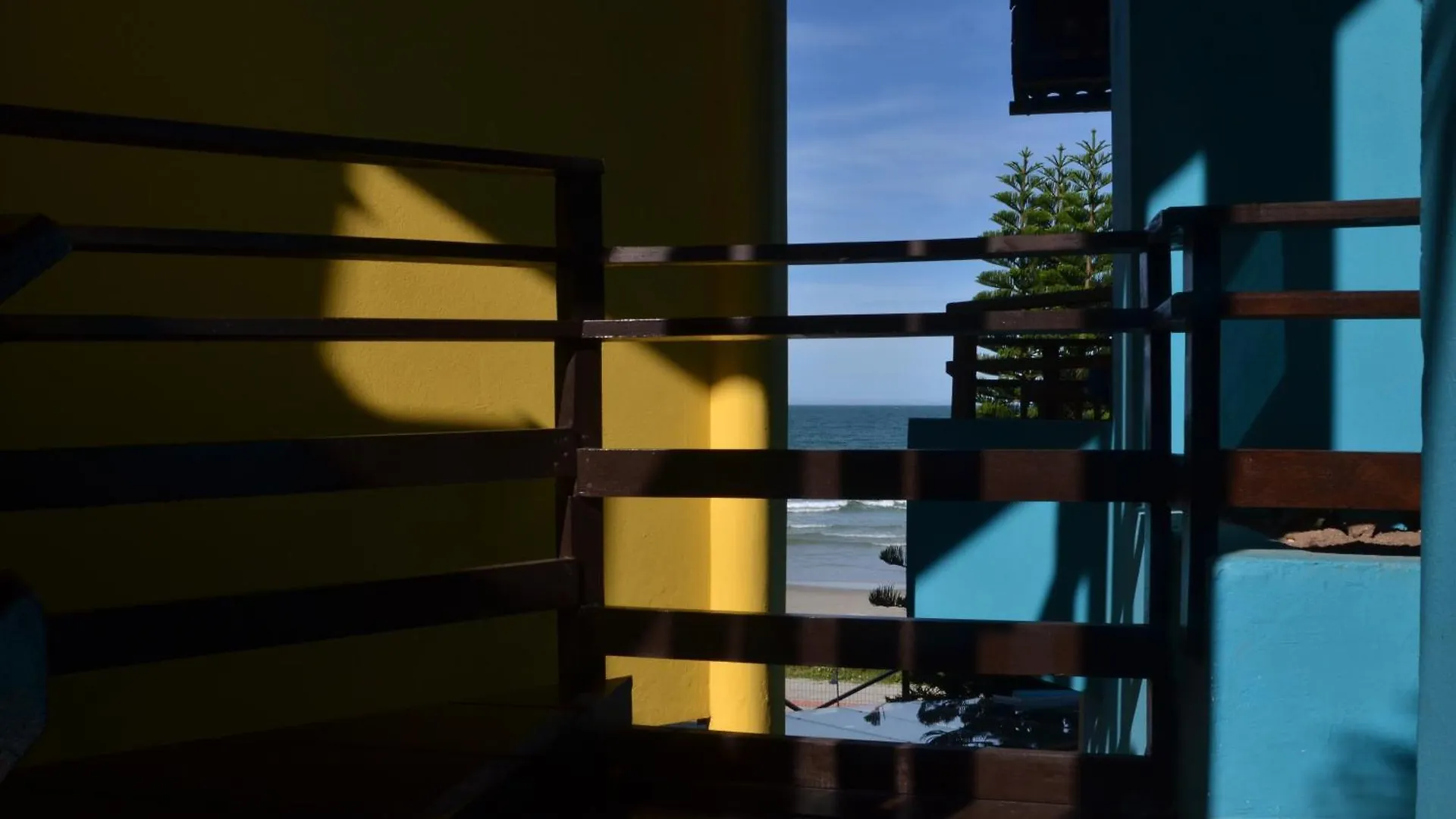 Residencial Vila Do Sol, Apartamentos Com Pe Na Areia