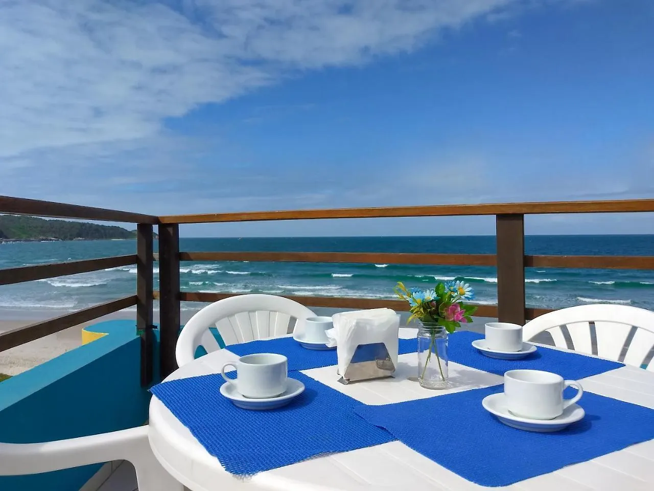 Apartment Residencial Vila Do Sol, Apartamentos Com Pe Na Areia